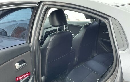 KIA Rio III рестайлинг, 2013 год, 690 000 рублей, 17 фотография