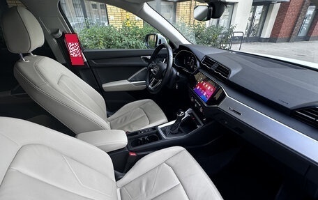 Audi Q3, 2019 год, 2 780 000 рублей, 24 фотография