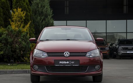 Volkswagen Polo VI (EU Market), 2013 год, 655 000 рублей, 2 фотография