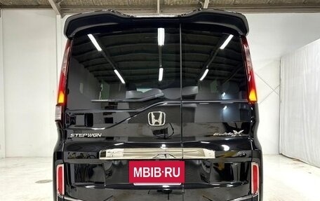 Honda Stepwgn IV, 2021 год, 1 700 060 рублей, 5 фотография