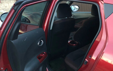 Nissan Juke II, 2011 год, 800 000 рублей, 6 фотография