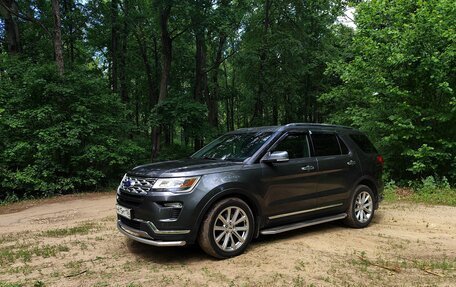 Ford Explorer VI, 2018 год, 3 175 000 рублей, 2 фотография