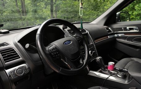 Ford Explorer VI, 2018 год, 3 175 000 рублей, 12 фотография