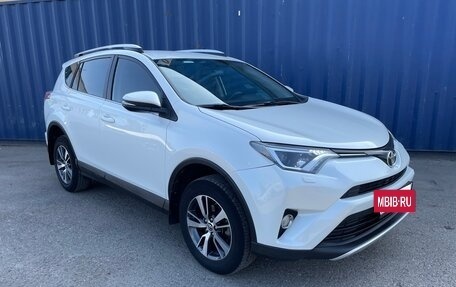 Toyota RAV4, 2016 год, 2 120 000 рублей, 2 фотография