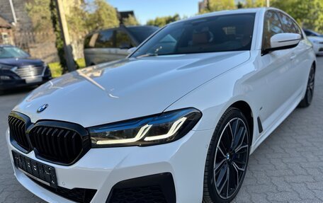 BMW 5 серия, 2021 год, 6 150 000 рублей, 3 фотография