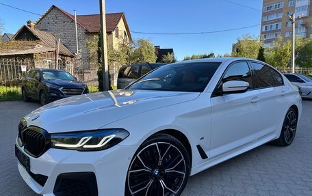 BMW 5 серия, 2021 год, 6 150 000 рублей, 2 фотография