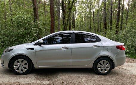 KIA Rio III рестайлинг, 2015 год, 1 050 000 рублей, 5 фотография