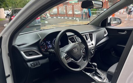 Hyundai Solaris II рестайлинг, 2022 год, 1 470 000 рублей, 10 фотография