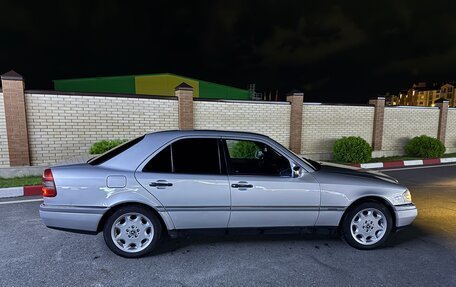 Mercedes-Benz C-Класс, 1993 год, 550 000 рублей, 7 фотография