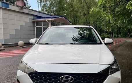 Hyundai Solaris II рестайлинг, 2022 год, 1 470 000 рублей, 11 фотография