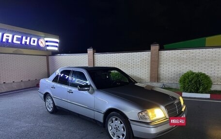 Mercedes-Benz C-Класс, 1993 год, 550 000 рублей, 17 фотография