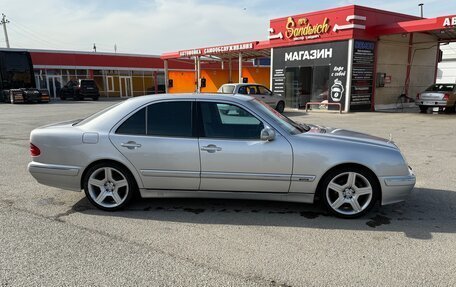 Mercedes-Benz E-Класс, 1998 год, 1 100 000 рублей, 5 фотография