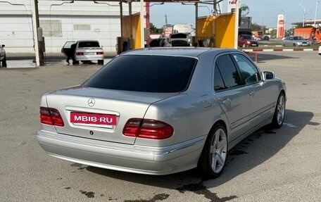 Mercedes-Benz E-Класс, 1998 год, 1 100 000 рублей, 4 фотография
