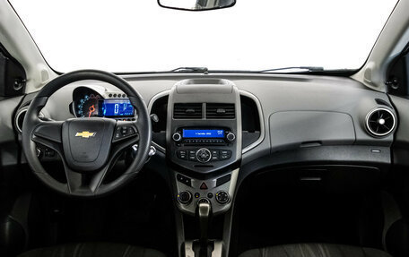 Chevrolet Aveo III, 2014 год, 749 000 рублей, 10 фотография