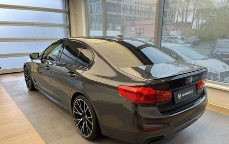 BMW 5 серия, 2019 год, 3 950 000 рублей, 6 фотография