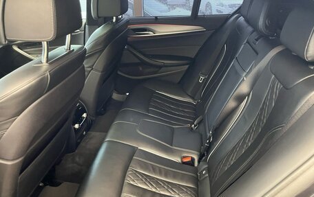 BMW 5 серия, 2019 год, 3 950 000 рублей, 13 фотография