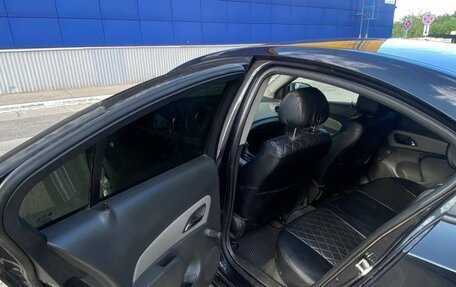 Chevrolet Cruze II, 2010 год, 650 000 рублей, 6 фотография