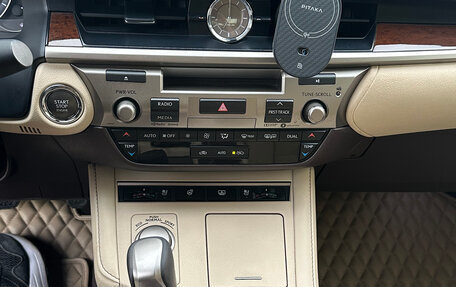 Lexus ES VII, 2017 год, 3 450 000 рублей, 9 фотография