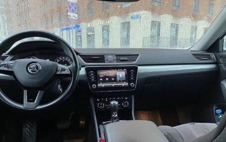 Skoda Superb III рестайлинг, 2017 год, 2 400 000 рублей, 13 фотография
