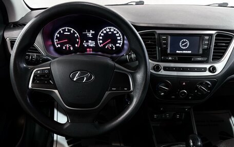 Hyundai Solaris II рестайлинг, 2018 год, 947 000 рублей, 6 фотография