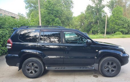 Toyota Land Cruiser Prado 120 рестайлинг, 2008 год, 2 300 000 рублей, 5 фотография