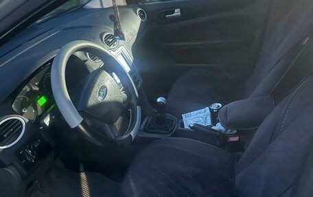 Ford Focus II рестайлинг, 2006 год, 280 000 рублей, 2 фотография