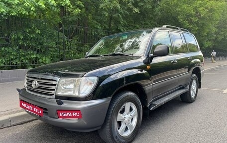 Toyota Land Cruiser 100 рестайлинг 2, 2003 год, 2 600 000 рублей, 2 фотография