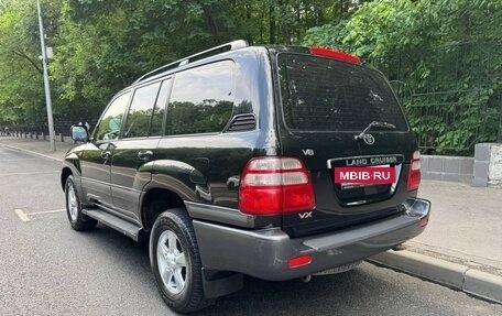 Toyota Land Cruiser 100 рестайлинг 2, 2003 год, 2 600 000 рублей, 4 фотография