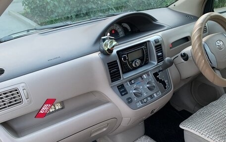 Toyota Raum II, 2004 год, 600 000 рублей, 7 фотография