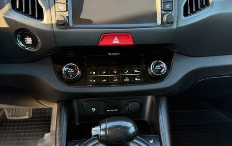 KIA Sportage III, 2010 год, 1 350 000 рублей, 11 фотография