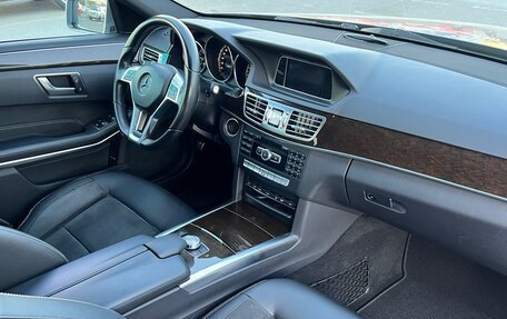 Mercedes-Benz E-Класс, 2014 год, 2 490 000 рублей, 11 фотография