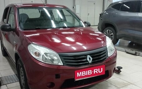 Renault Sandero I, 2012 год, 362 000 рублей, 2 фотография