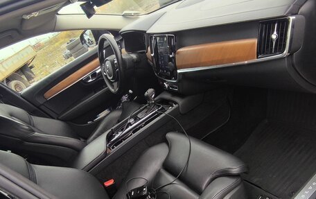 Volvo S90 II рестайлинг, 2019 год, 2 300 000 рублей, 13 фотография