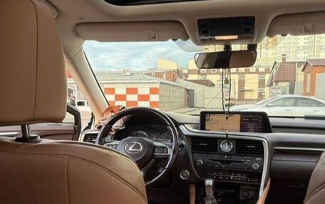 Lexus RX IV рестайлинг, 2016 год, 3 600 000 рублей, 12 фотография