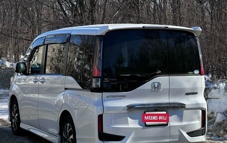 Honda Stepwgn IV, 2017 год, 2 250 000 рублей, 10 фотография