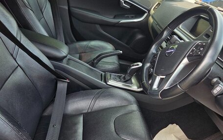 Volvo V40 II рестайлинг, 2014 год, 831 199 рублей, 13 фотография