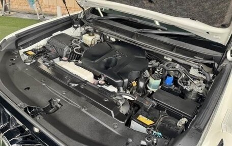 Toyota Land Cruiser Prado 150 рестайлинг 2, 2021 год, 3 522 123 рублей, 14 фотография