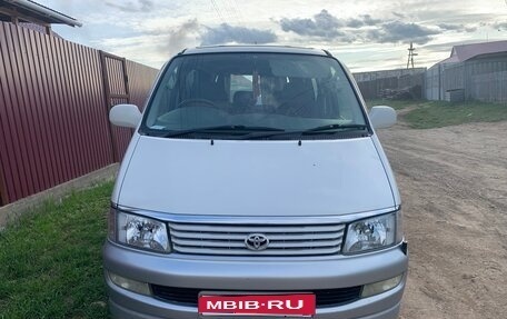 Toyota Regius, 1997 год, 950 000 рублей, 1 фотография