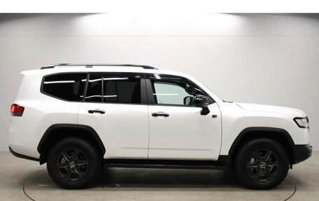 Toyota Land Cruiser, 2022 год, 9 502 123 рублей, 3 фотография