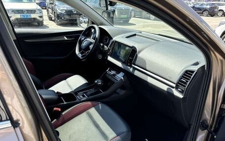 Skoda Karoq I, 2022 год, 1 995 000 рублей, 4 фотография