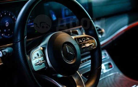 Mercedes-Benz E-Класс, 2018 год, 2 999 999 рублей, 4 фотография