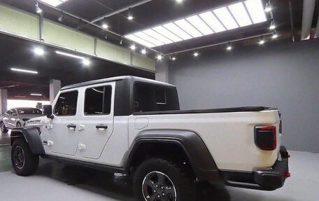 Jeep Gladiator, 2020 год, 7 860 000 рублей, 4 фотография