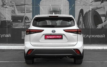 Toyota Highlander, 2022 год, 6 249 000 рублей, 4 фотография