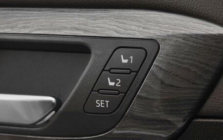 Toyota Highlander, 2022 год, 6 249 000 рублей, 22 фотография