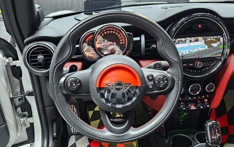 MINI Cabrio, 2020 год, 2 330 000 рублей, 17 фотография