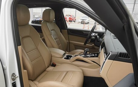 Porsche Cayenne III, 2019 год, 7 800 000 рублей, 8 фотография