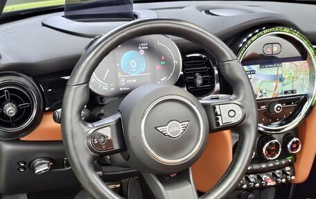 MINI Cabrio, 2022 год, 2 600 000 рублей, 11 фотография