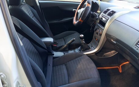 Toyota Corolla, 2013 год, 1 300 000 рублей, 9 фотография