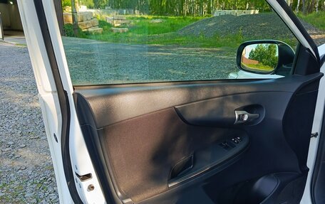 Toyota Corolla, 2013 год, 1 300 000 рублей, 18 фотография