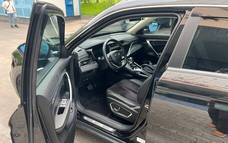 Geely Atlas, 2023 год, 2 090 000 рублей, 6 фотография